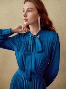 MOTF PREMIUM PLEATED TIE-NECK DRESS - Teal Blue - View 3