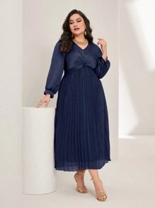 Modelyn Plus Twist Front Pleated Hem Dress - Navy Blue - View 3