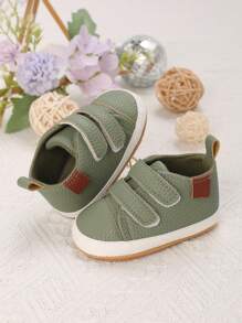 嬰兒針腳細節板鞋