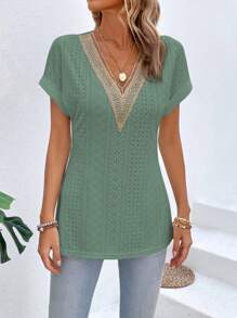 SHEIN LUNE Contrast Lace Batwing Sleeve Split Hem Tee - Green - View 3