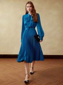 MOTF PREMIUM PLEATED TIE-NECK DRESS - Teal Blue - View 4