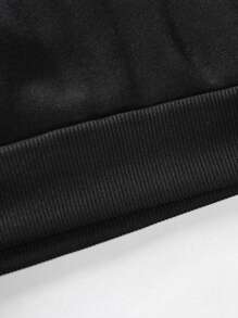 Manfinity LEGND Nam Nhện & Đồ họa Chữ cái Túi kangaroo Dây rút Hoodie - màu đen - Xem 3