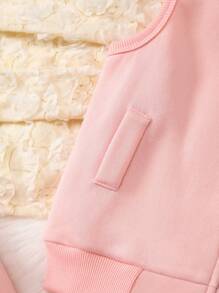 SHEIN Young Girl Embroidery Cartoon Pattern Raglan Sleeve Pullover & Sweatpants & 3D Ear Design Thermal Lined Hooded Jacket