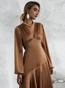 SHEIN Clasi Robe maxi en satin à manches de lanterne unicolore, avec corsage froncé, tenue pour femmes - Marron - Voir 6