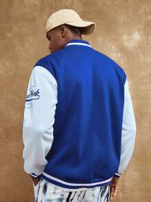 ROMWE MEN Prep Nam Đồ họa Chữ cái Khối màu Áo khoác Đại học - Xanh và trắng - Xem 2