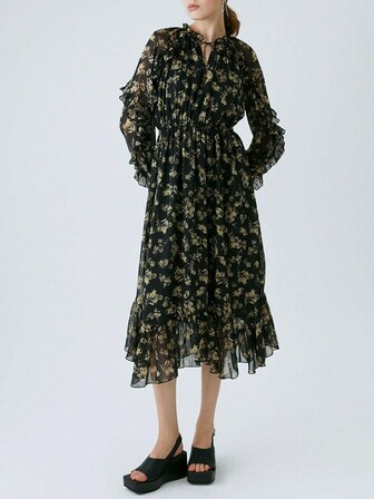 Ditsy Floral Print Ruffle Hem Dress