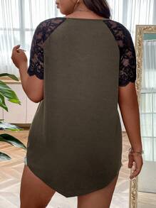 SHEIN LUNE 大碼蕾絲拼接插肩袖T恤 - 棕色 - 查看 2