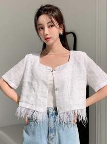 DAZY 毛茸邊前紐扣短夾克 - 白色 - 查看 2