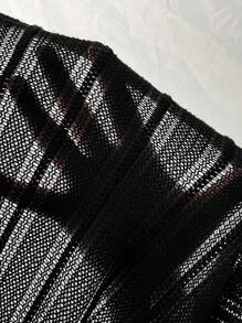 SHEIN LUNE 缺口領下擺開叉T恤 - 黑色 - 查看 5