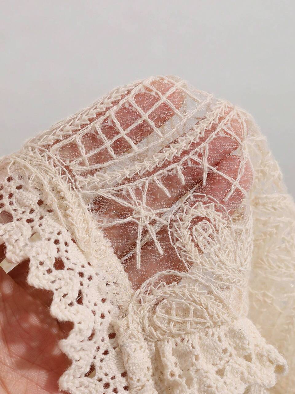 Floral Embroidery Puff Sleeve Lace Blouse