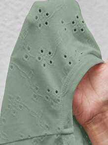 SHEIN LUNE 網眼刺繡V領背心上衣 - 綠色 - 查看 6