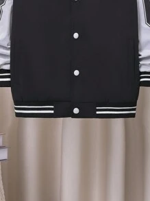 SHEIN Áo khoác trùm đầu có tay áo kiểu Tween Boy Letter Graphic Sọc Trim Raglan - Đen và trắng - Xem 5