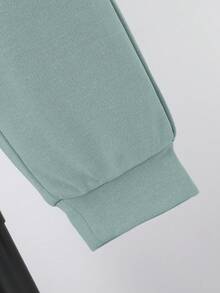 SHEIN Bộ 3 món Áo nỉ cổ tròn cơ bản thường ngày cho bé trai + Quần dài cơ bản + Túi đeo chéo có khóa kéo, Chất liệu nỉ dày dặn - Màu xanh Bạc hà - Xem 4