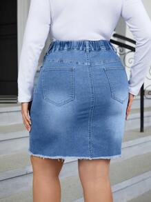 SHEIN Privé Plus Ripped Raw Trim Denim Skirt - Medium Wash - View 2