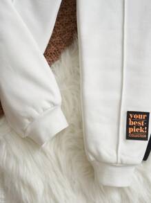 SHEIN 男小童休閒寬鬆適合2入組字母拼貼運動褲適用於秋天和冬天 - 黑與白 - 查看 3