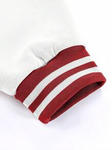 Manfinity Roghcode 超大号男士落肩运动夹克，带字母图案、条纹饰边和拼色设计，外出街头穿着棒球长袖夹克，送给朋友、丈夫、男朋友的礼物，运动夹克，运动员夹克，棒球夹克，男士运动夹克，篮球夹克 - 紅白色 - 查看 7