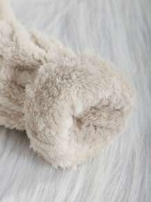 SHEIN Tween Girl Solid Hooded Teddy Jacket - Apricot - View 3