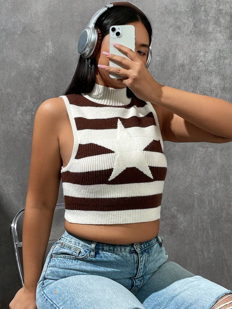 Plus Star Pattern Mock Neck Crop Knit Top