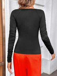 SHEIN Privé Camiseta escote corazón de manga fruncido - Negro - Ver 2