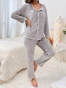 撞色包边纽扣前开襟法兰绒上衣和裤子家居服套装，舒适保暖，秋冬服装，蓬松睡衣