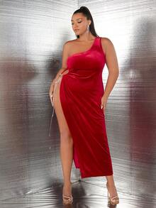 SHEIN SXY Plus One Shoulder Split Thigh Velvet Dress - Red - View 4
