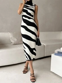 Firerie Two Tone Turtleneck Sweater Dress - Black and White - View 4