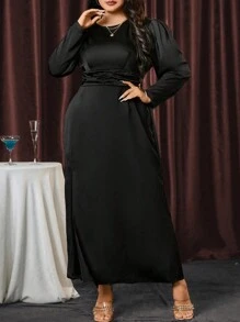 SHEIN Belle 大碼泡泡袖高衩緞面洋裝 - 黑色 - 查看 4