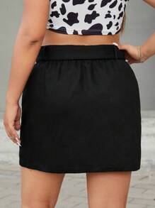 SHEIN EZwear Talla grande Falda cargo con bolsillo con solapa con cinturón - Negro - Ver 2