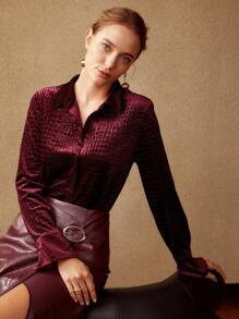 MOTF PREMIUM VELVET CROCODILE TEXTURED SHIRT, LONG SLEEVE TOP - Burgundy - View 2