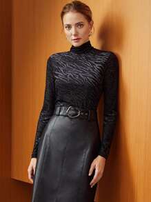 MOTF PREMIUM 修身高領條紋 T 卹 - 黑色 - 查看 5