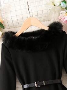 SHEIN 女大童毛茸邊腰帶T恤 - 黑色 - 查看 5