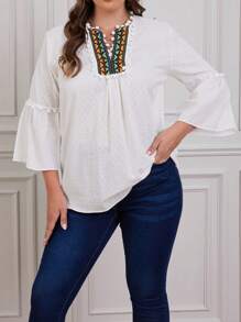 SHEIN Cottnline Plus Contrast Geo Tape Notched Neckline Flare Sleeve Blouse - White - View 2