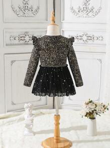 SHEIN Young Girl Ruffle Trim Bodysuit & Star Mesh Overlay Skirt