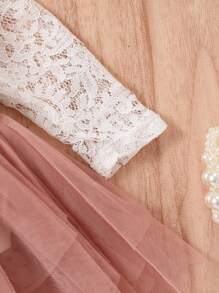 SHEIN 女嬰蕾絲拼接貼花細節網紗覆蓋連身背心 - 彩色 - 查看 5