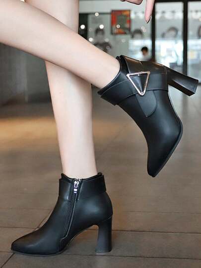 秋冬女士时尚优雅金属扣装饰经典靴子，女靴