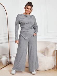 SHEIN Essnce 大碼不對稱領下擺開叉T恤&闊腿褲 - 淺灰色 - 查看 4