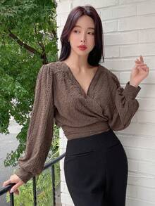 DAZY Sudadera crop de cuello cruzado de manga farol - Café integral - Ver 7