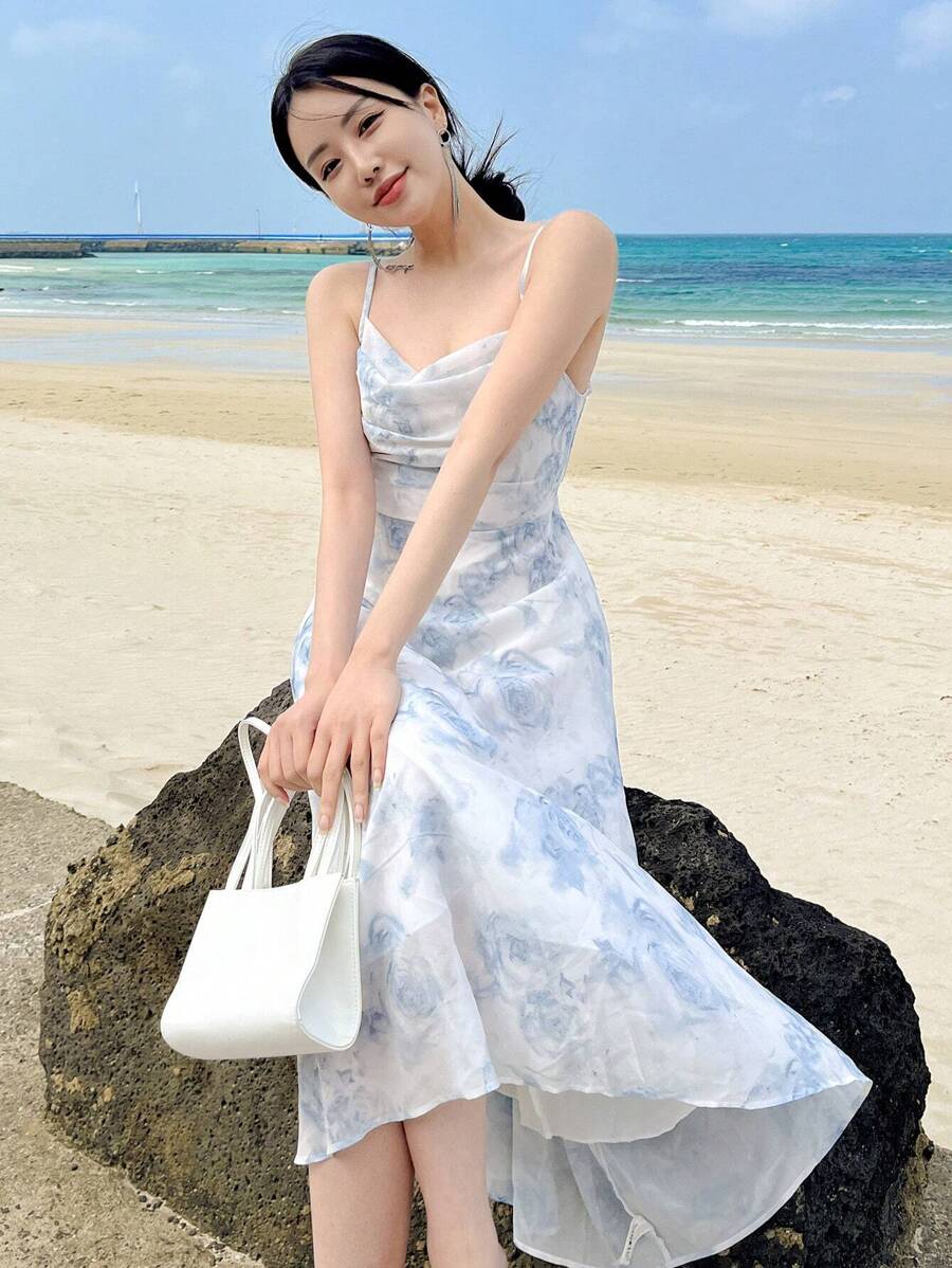 DAZY Váy yếm xếp nếp in hoa phía trước, váy suông Milkmaid - Màu xanh lam - Xem 1