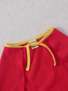 SHEIN Baby Girl Heart Print Puff Sleeve Contrast Binding Tee & Cape & Belted Skirt Costume Set