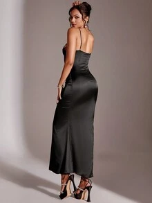 花卉刺繡魚尾裙下擺緞面吊帶洋裝