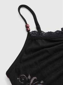ROMWE Fairycore Cami Top mit Blume Muster, Kontrast Spitzen, - Schwarz - Übersicht 3