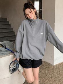 字母贴片细节落肩半拉链超大羊毛套头衫，秋季女装运动衫 - 淺灰色 - 查看 4