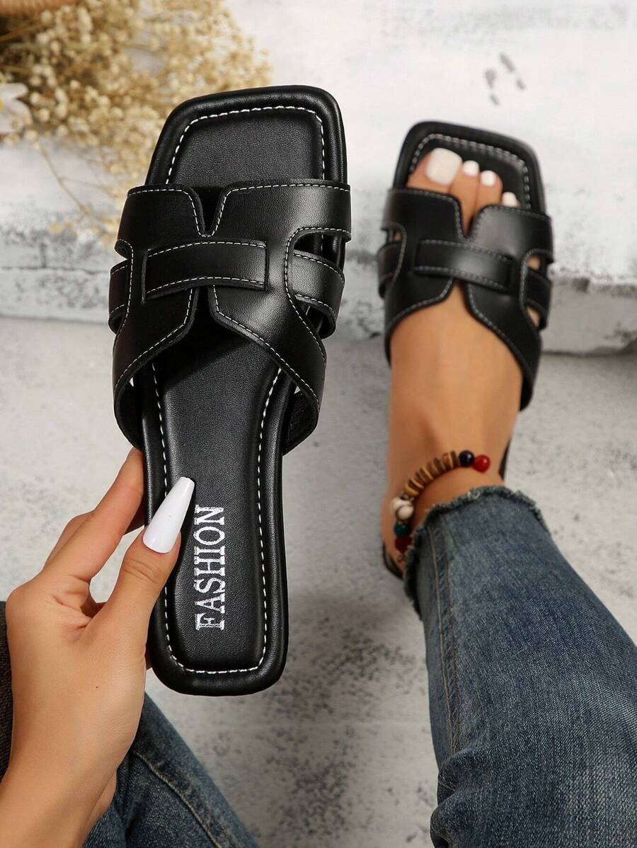 Summer Comfortable & Stylish Ladies Flat Sandals, Slippers,Beach Outfits