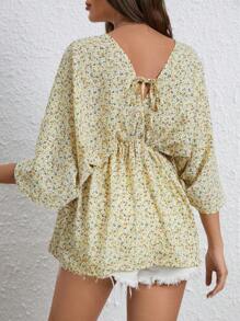 SHEIN VCAY 小碎花蝙蝠袖前打結荷葉邊下擺襯衫 - 彩色 - 查看 2