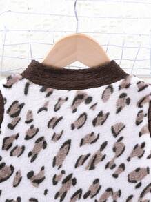 SHEIN Young Girl Leopard Pattern Tee & Pants & Bag - Coffee Brown - View 4