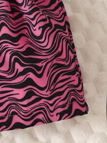 Baby Girl Heart & Letter Graphic Ruffle Trim Tee & Zebra Striped Print Skirt - Black - View 3