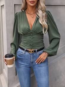 SHEIN Clasi 深V領燈籠袖前收褶短款襯衫 - 軍綠色 - 查看 5