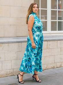 SHEIN Privé Plus Allover Floral Print Dress - Blue - View 3