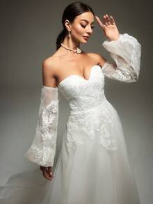 Off Shoulder Detachable Lantern Sleeve Mesh Wedding Dress - Beige - View 5