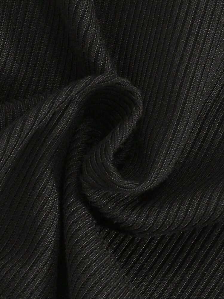 Teen Girl Mock Neck Tee & Camo Print Cargo Pants